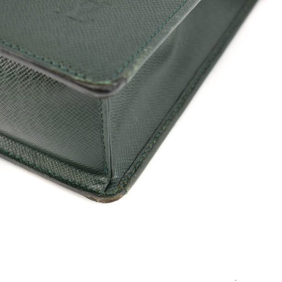 LOUIS VUITTON: Baltik Green "Taiga" Leather "LV" Portfolio/Laptop/Briefcase (ou) - Picture 8 of 12